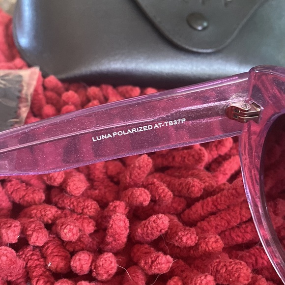 DIFF Luna Polarized Purple Sunnies (NWT) - Picture 4 of 7